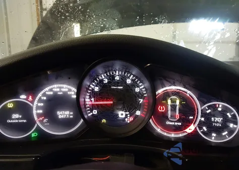 2018 Porsche Panamera 4 из США, поврежденный, VIN WP0AA2A76JL112116